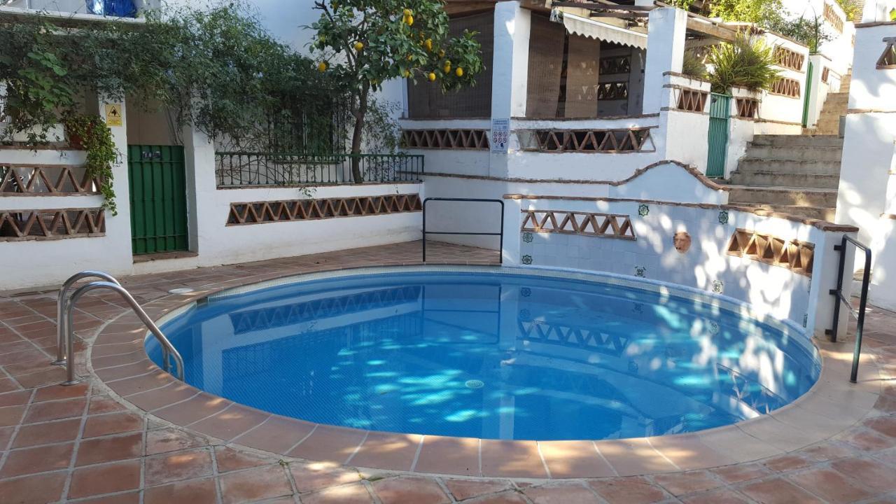 Semi-Detached Adosado Con Encanto -130 M2 - Wifi 600 Mb - Piscina Comunitaria - Patio Privado Торремолинос Экстерьер фото